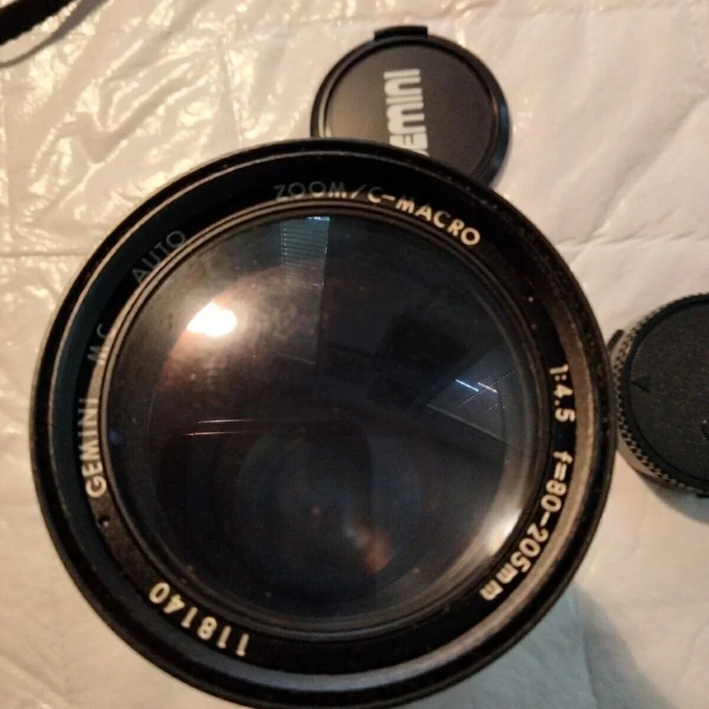 Vintage Gemini MC Auto Zoom/c-macro 1:4.5 f=80-205mm Camera Lens With Caps